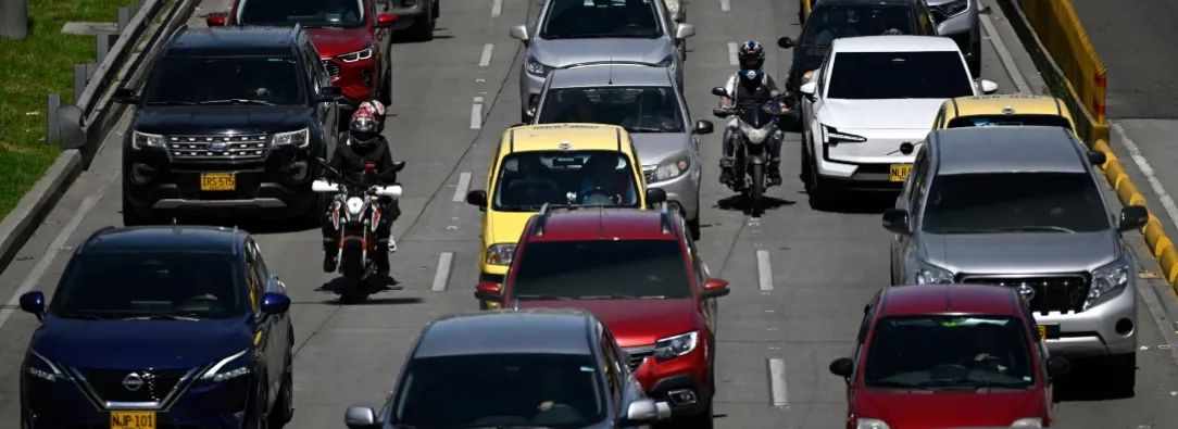 Impuesto vehicular 2025. / Foto: AFP.