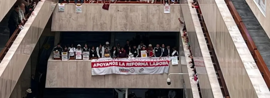 Jóvenes apoyan la reforma laboral. / Foto: Redes sociales.