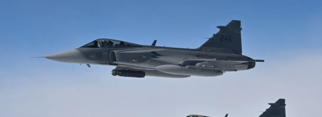 Los aviones Saab 39 Gripen pueden maniobrar en condiciones extremas de combate. / AFP.