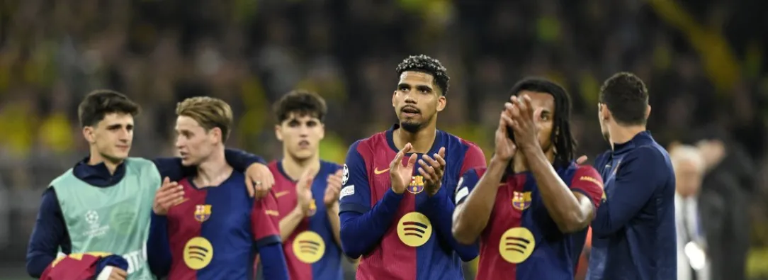 Aston Villa y Borussia Dortmund lograron sendas victorias como locales, pero no les alcanzó para eliminar al París Saint-Germain y al FC Barcelona. / AFP.