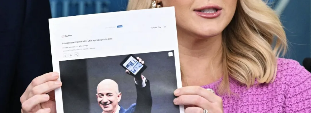 Según fuentes citadas por medios como The Daily Beast, Trump habría llamado personalmente a Bezos para expresar su desacuerdo. / AFP.