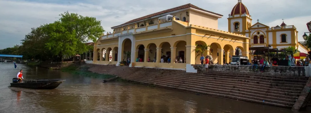 El AmaMagdalena recorrerá durante siete noches los principales destinos ribereños de los departamentos de Bolívar, Magdalena y Atlántico. / AFP.