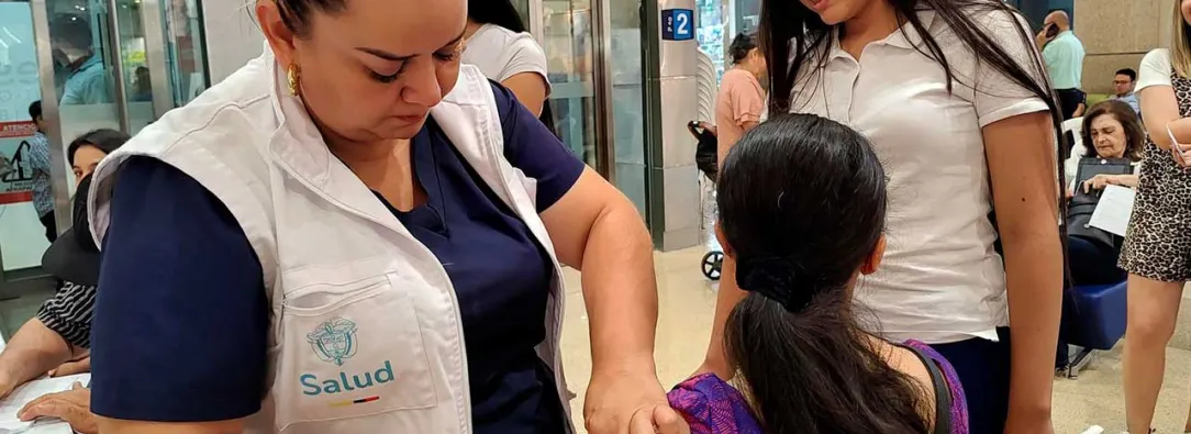 Ya puedes descargar y consultar tu carné digital de fiebre amarilla en la web de MiVacuna