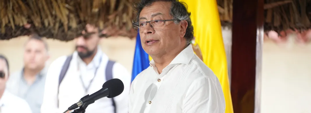 Presidente Petro acusa a Noticias Caracol de mentir sobre postura de la Iglesia Católica frente a reformas sociales