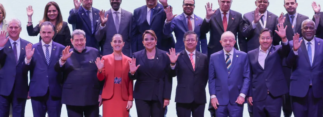"Quiero que América Latina tome la opción de juntarse en el mundo y no actuar sola", presidente Petro sobre CELAC