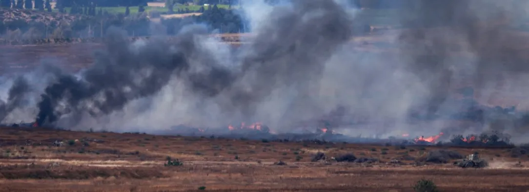  El primer ministro Benjamin Netanyahu prometió “múltiples ataques” contra los hutíes y lanzó una dura advertencia a Irán, a quien responsabiliza directamente del ataque. / AFP.
