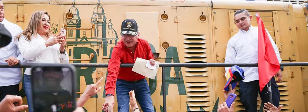 "Mañana espero a millones de colombianos para luchar por los derechos de la gente": presidente Petro