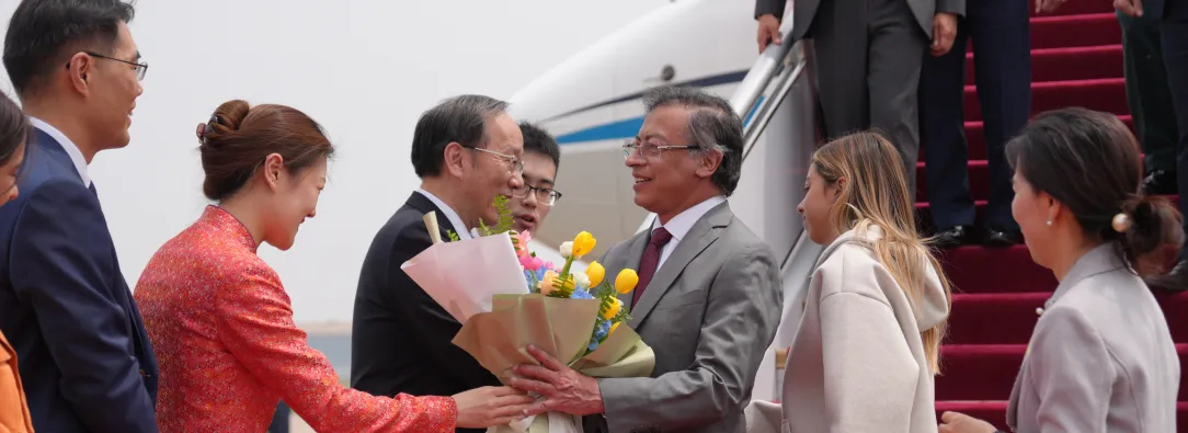 Colombia refuerza su liderazgo internacional: Gustavo Petro llega a China como presidente de la CELAC