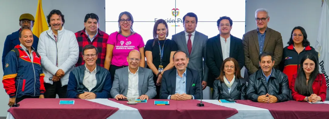 Trabajadores estatales tendrán aumento salarial del 7 % en 2025 y del IPC +1,9 % en 2026