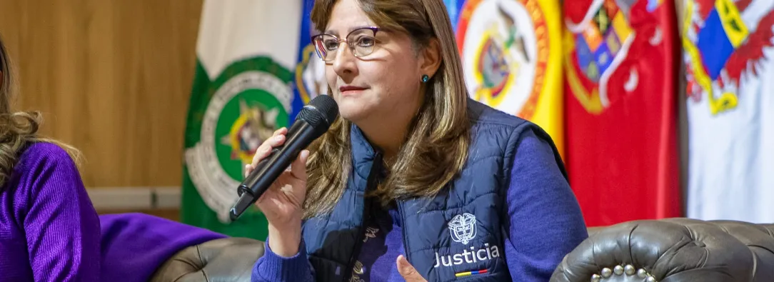 Renuncia ministra de Justicia Ángela María Buitrago