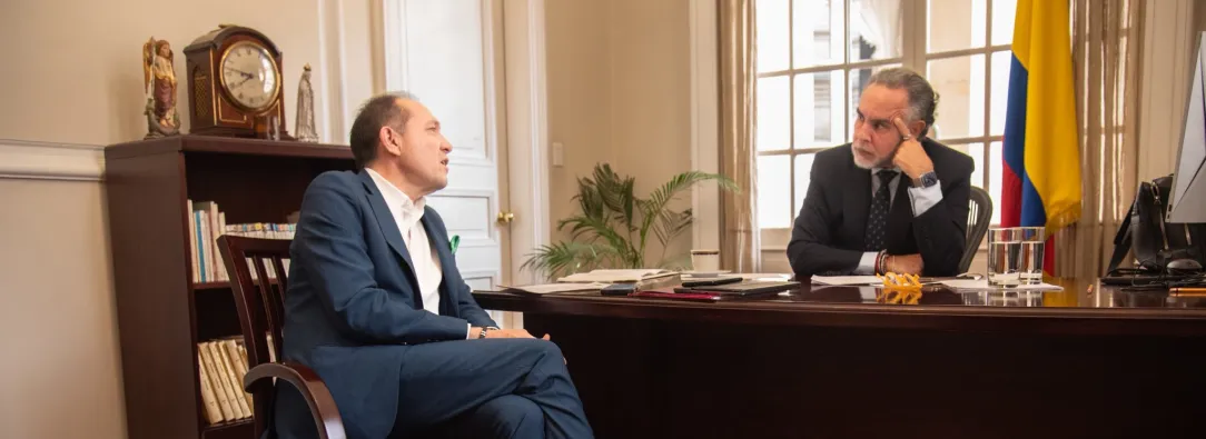 Gobierno contempla posibilidad de convocar Consulta Popular por decreto