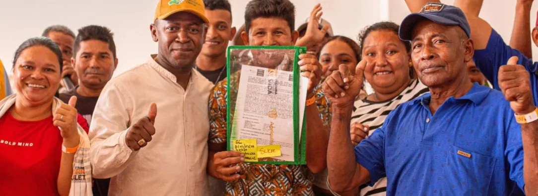 Entrega de Tierras en día de la afrocolombianidad. / Foto: ANT.