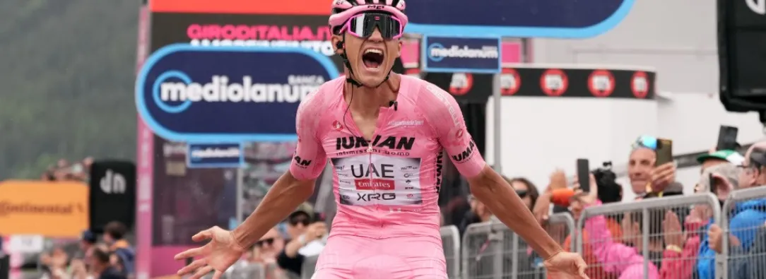 Isaac Del Toro ganó la etapa 17 del Giro de Italia y conservó la maglia rosa