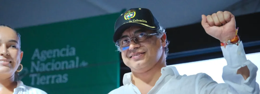 La hacienda, propiedad del exdiplomático Carlos Arturo Marulanda, fue durante décadas objeto de disputa entre las familias campesinas que reclamaban su derecho legítimo sobre la tierra. / Foto: Presidencia de la República.