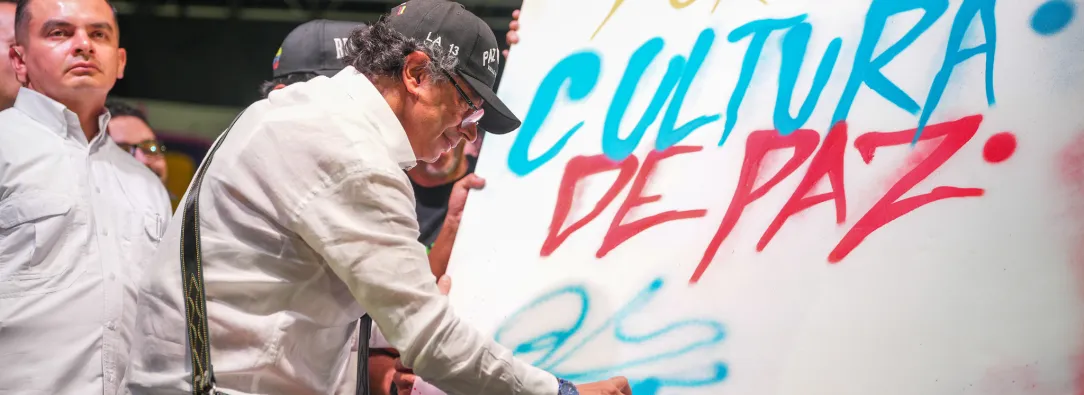 Gobierno evalúa beneficios jurídicos a jefes de bandas en Medellín