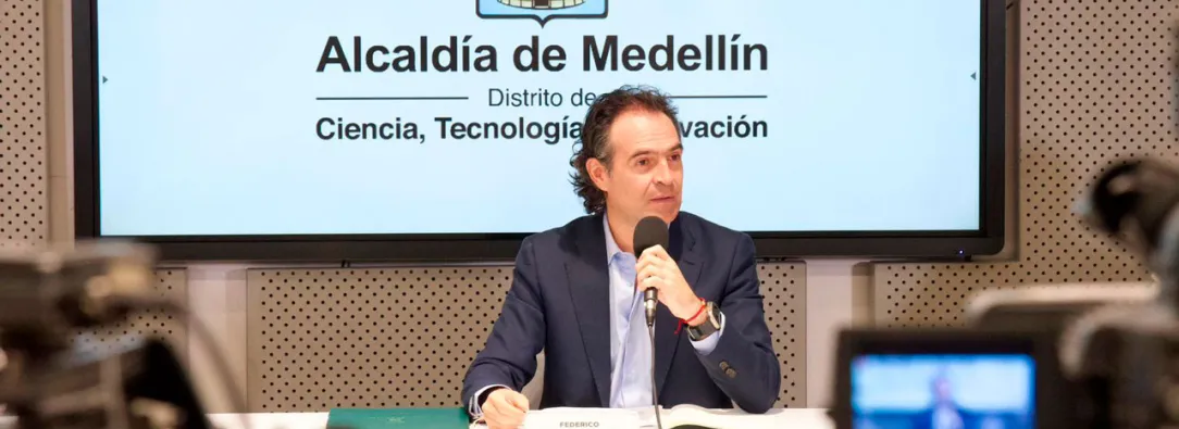 Denuncian formalmente al alcalde Federico Gutiérrez por presuntos vínculos con estructuras criminales