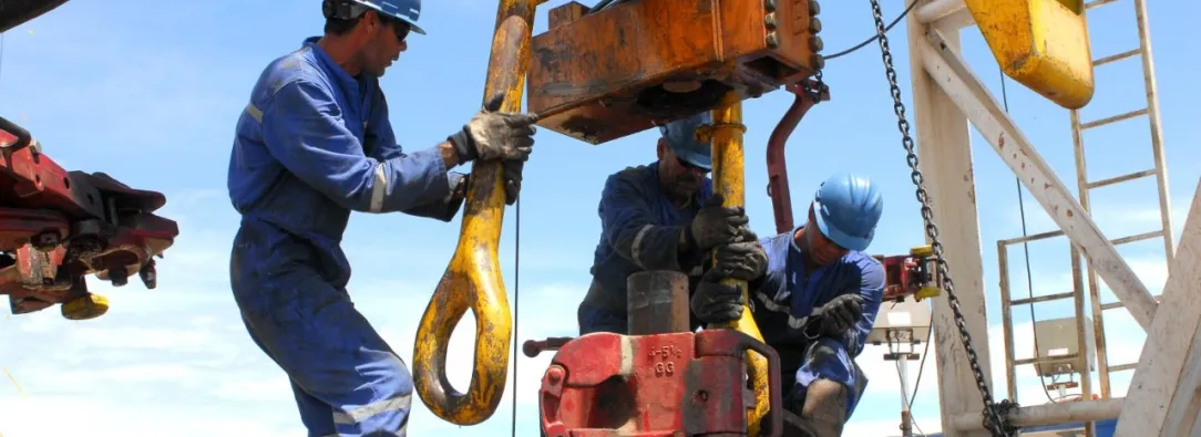 Hidrocarburos: Gobierno refuerza control en 10 departamentos con circular sobre distribución de combustibles