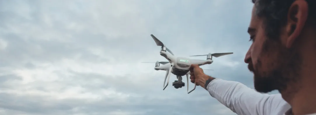 Proyecto de ley sobre drones. / Foto: Freepik.