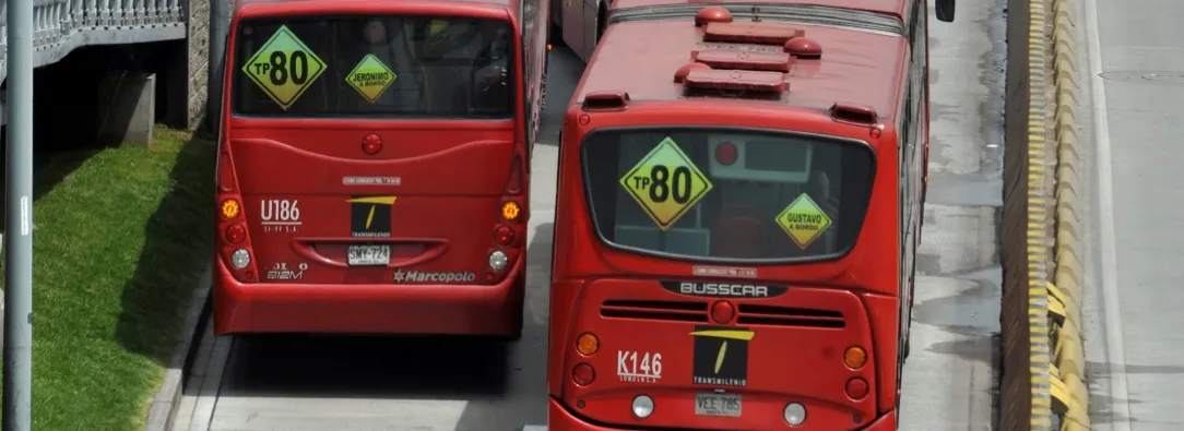 Hombre asesinado en Transmilenio. / Foto: AFP.