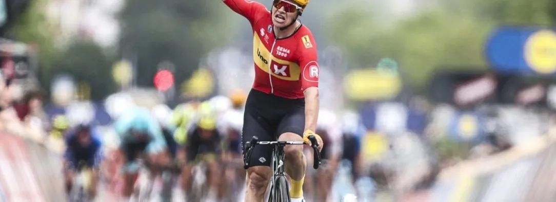 ¡Volvió la actividad en el Tour con victoria de Jonas Abrahamsen!