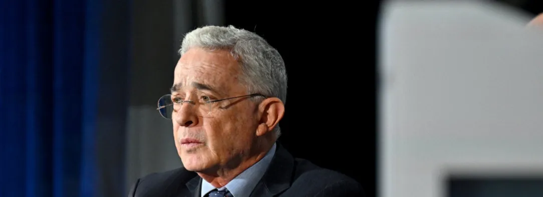 Escenarios del fallo del juicio a Uribe Vélez. / Foto: AFP.