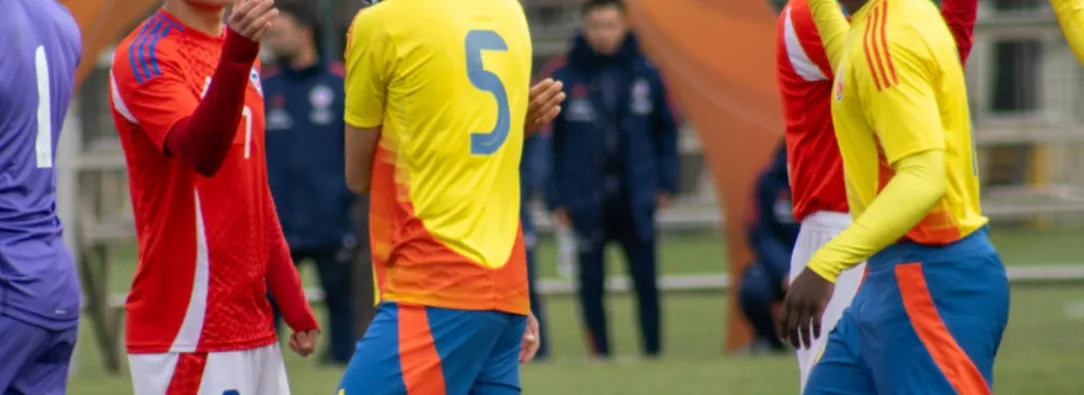 Selección Colombia en partido en El Catatumbo. / Foto: FCF.