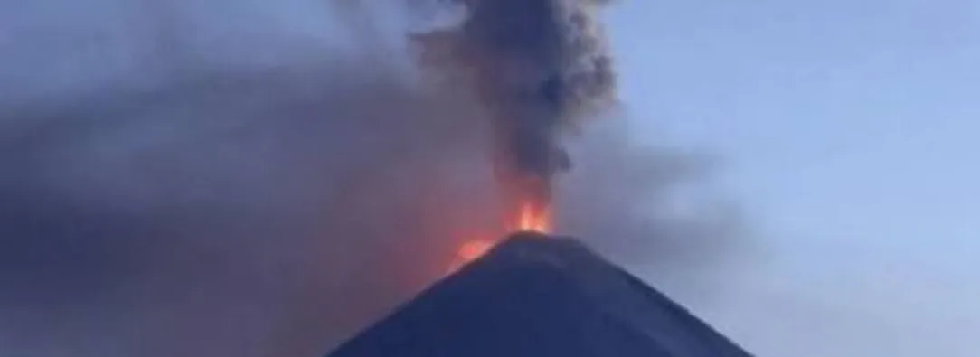 Erupción de volcán en Rusia. / Foto: Sputnik.