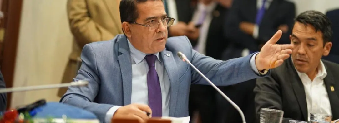 Condena a excongresista del Centro Democrático por comprar votos con títulos falsos de bachillerato