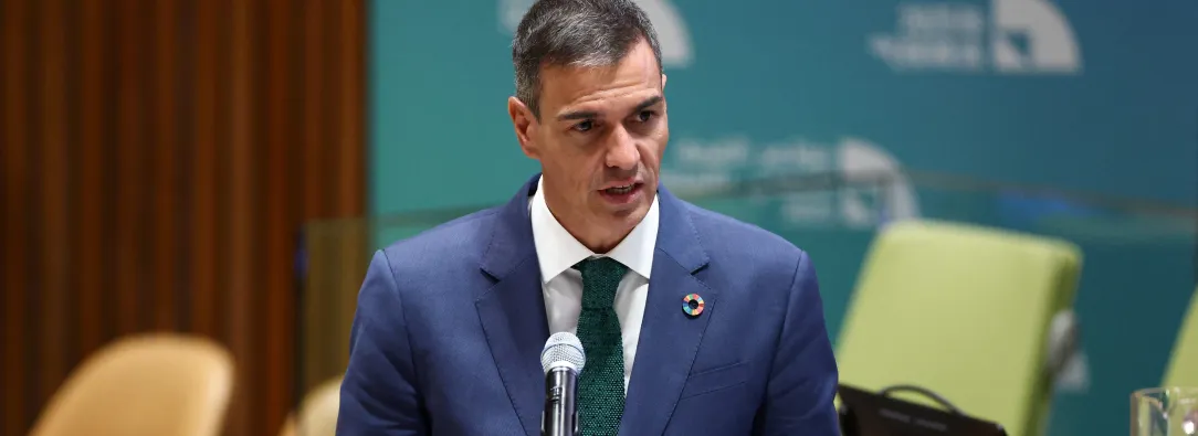 El presidente del Gobierno español, Pedro Sánchez, interviene en la «Cumbre del Clima 2025», celebrada paralelamente a la Asamblea General de las Naciones Unidas en la sede de la ONU en Nueva York. 