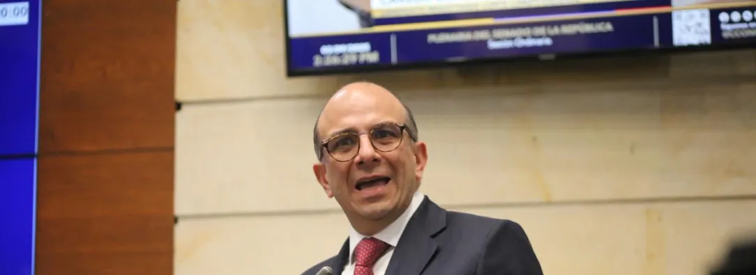 Magistrado Carlos Camargo.