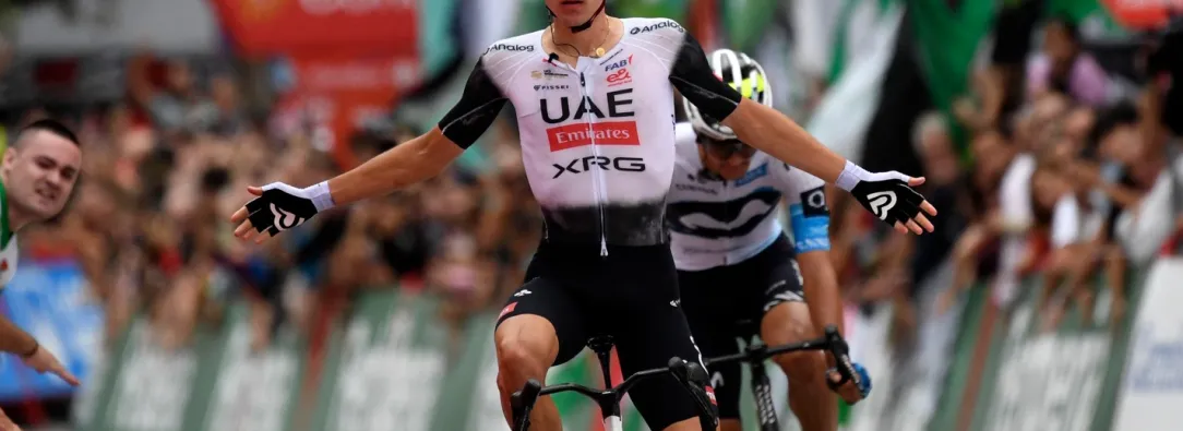 ¡Cero y van dos! Juan Ayuso volvió a ganar en La Vuelta 2025