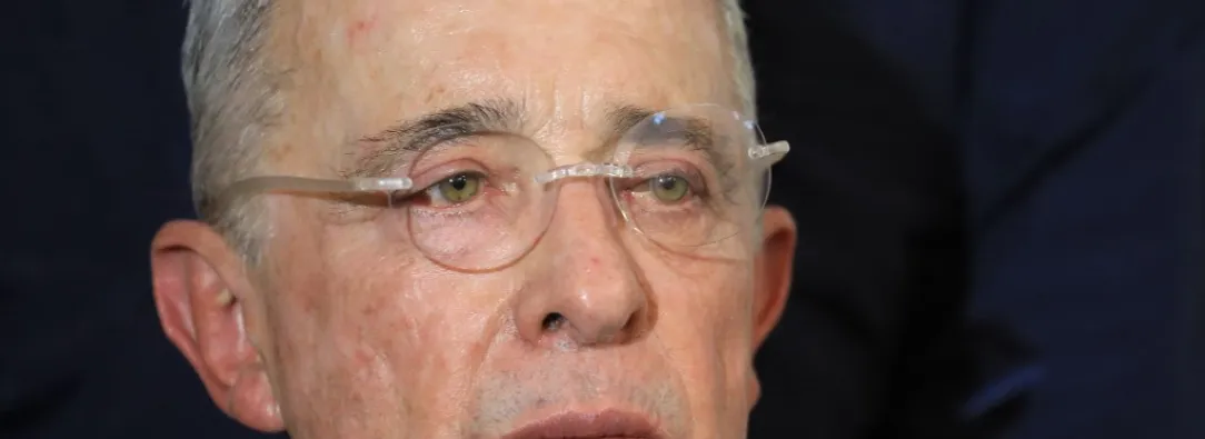 Álvaro Uribe Vélez.
