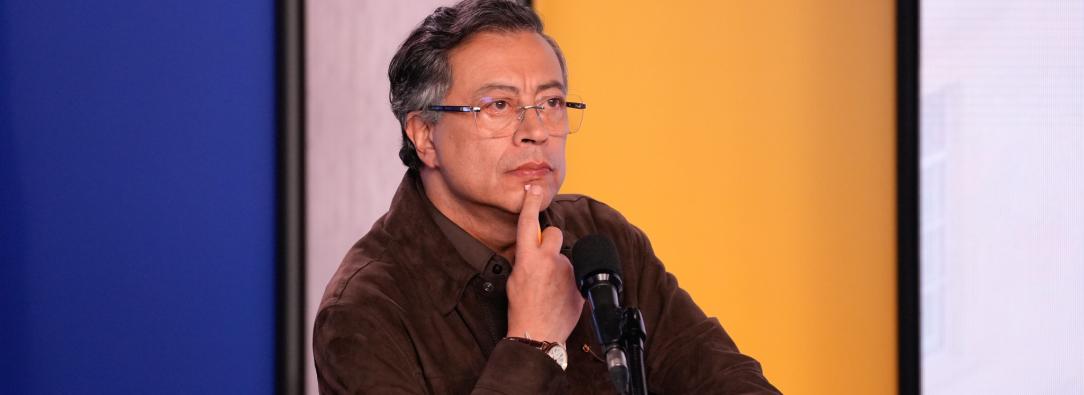 Petro rechaza versión estadounidense sobre lancha interceptada