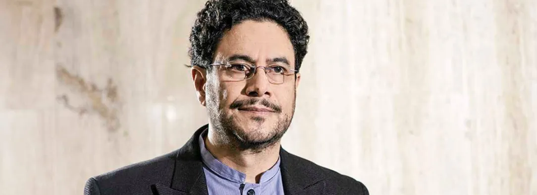 Iván Cepeda confirma que seguirá en consultas y exige certificación del CNE sobre naturaleza de la votación