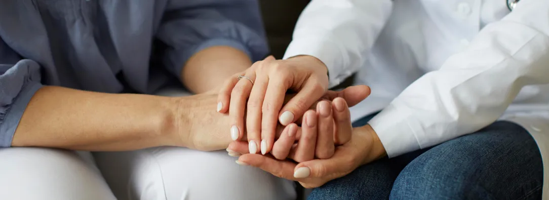 La estrategia del Ministerio de Salud contempla centros regionales, transporte sanitario, formación en salud mental y prioridad a poblaciones históricamente excluidas. 