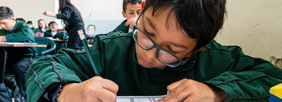 Proyecto de ley que prohíbe inicio de clases antes de las 7:00 a.m. avanza en el Senado