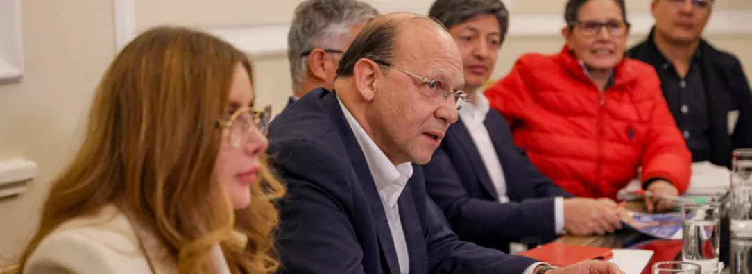 reunión de trabajo, Ministro de Hacienda, Germán Ávila