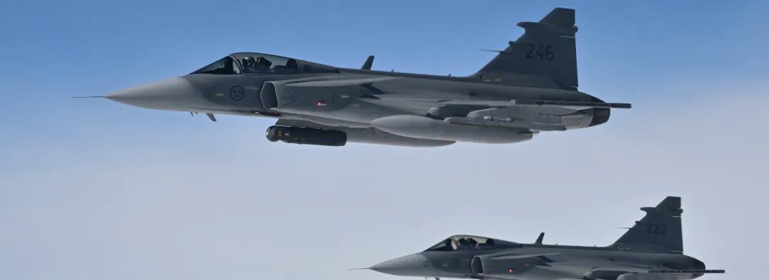 Los cazas Saab JAS 39 Gripen de la Fuerza Aérea Sueca participan en el ejercicio de la OTAN como parte de la misión de policía aérea de la OTAN, en el espacio aéreo soberano de los miembros de la Alianza.