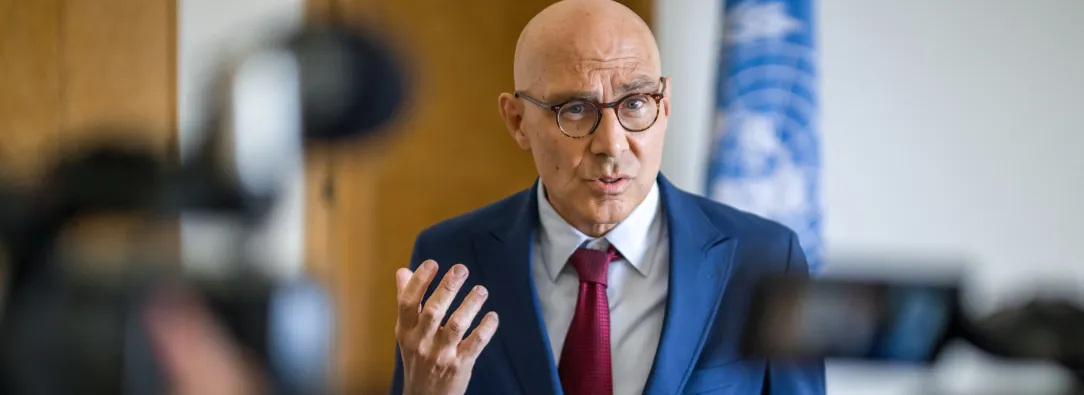 El Alto Comisionado de las Naciones Unidas para los Derechos Humanos, Volker Turk, pronuncia una declaración en las oficinas de las Naciones Unidas en Ginebra, denunciando los bombardeos en el Caribe por parte de Estados Unidos como ejecuciones extrajudiciales.