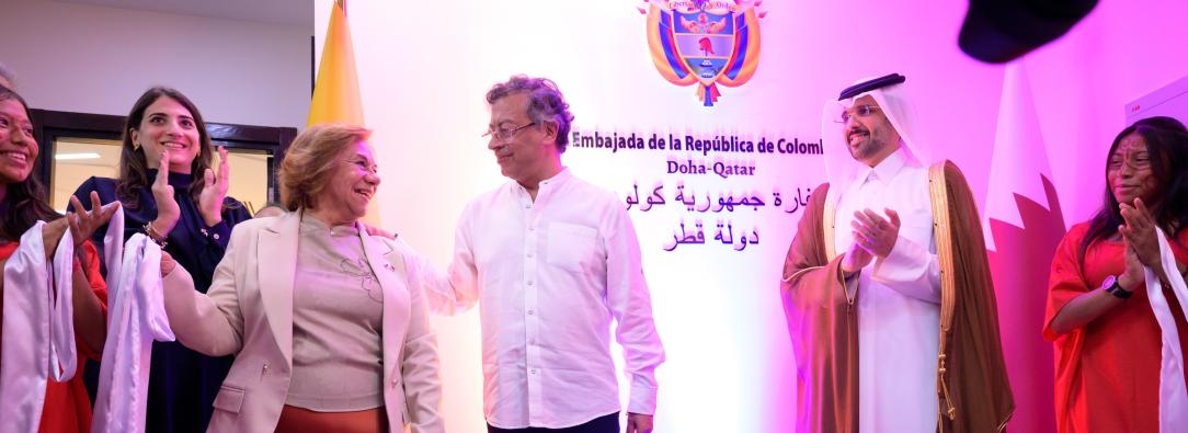 Durante su visita a Doha, Qatar, el primer mandatario destacó la importancia del diálogo cultural y condenó el genocidio en Palestina, que continua en cobrando vidas en la franja Gaza. 