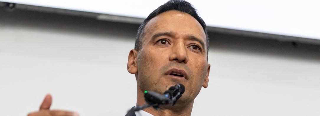 'La denuncia del senador Alejandro Chacón se atiende con absoluta prioridad y rigor institucional': ministro Pedro Sánchez 