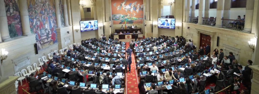 Cámara de Representantes aprueba ley para castigar redes que reclutan y usan mercenarios en conflictos extranjeros 