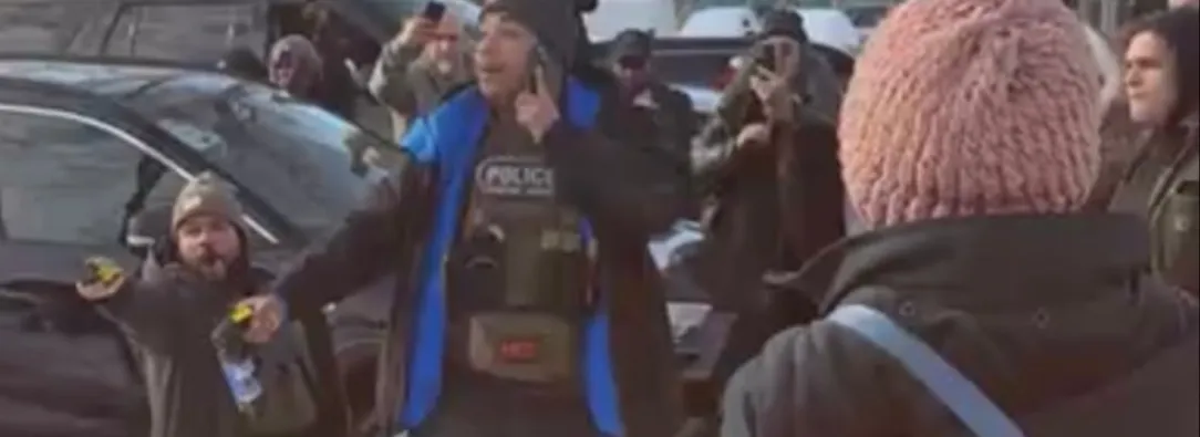 Denuncia contra agente del ICE. / Fotos: Redes sociales.