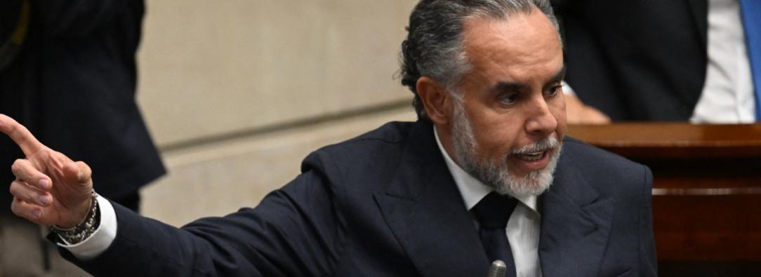 Benedetti dio más detalles de la emergencia económica. / Foto: AFP.