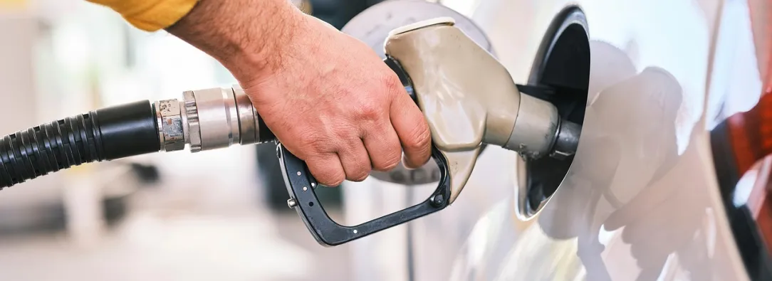 Colombia reducirá el precio de la gasolina a partir de febrero