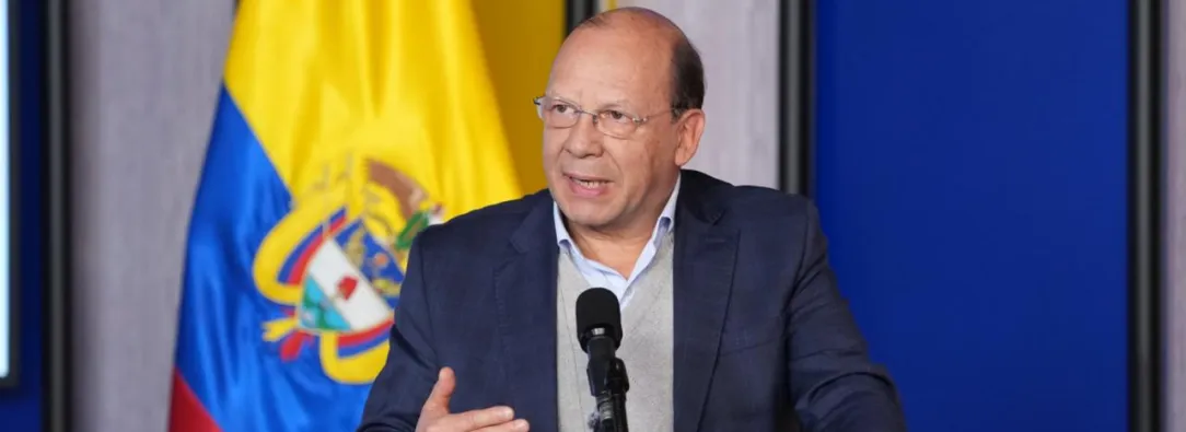 Ministro de Hacienda defiende declaratoria de emergencia económica ante el Congreso