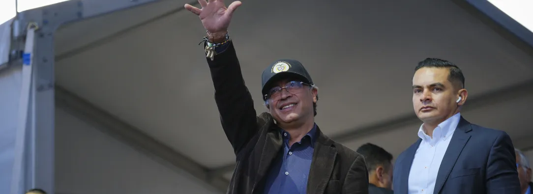 Petro denuncia corrupción en las EPS y llama a defender el sistema público