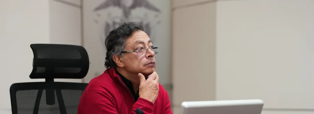 Empresariado debe pagar quincena con salario vital: Petro.