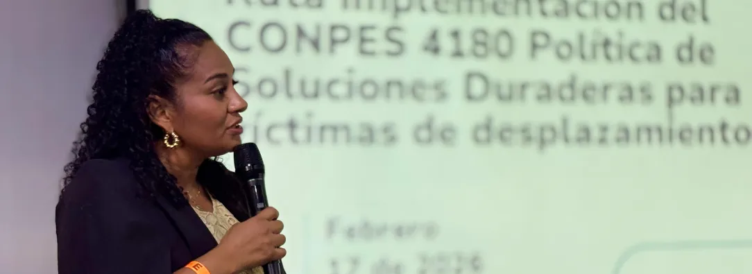 Gobierno lanzó Conpes para víctimas de desplazamiento forzado.wepb