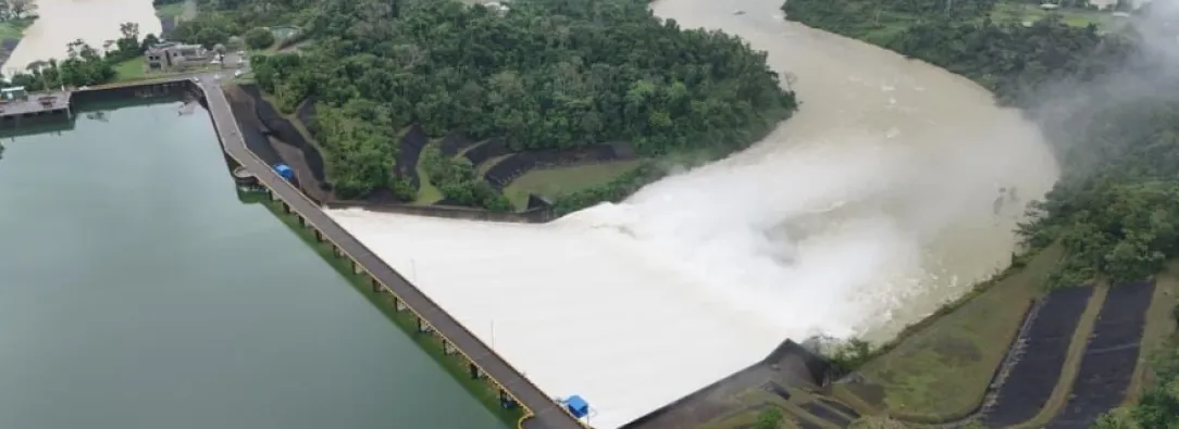 Gobierno logró que Represa de Urrá se comprometiera a reparar comunidades afectadas por inundaciones en Córdoba